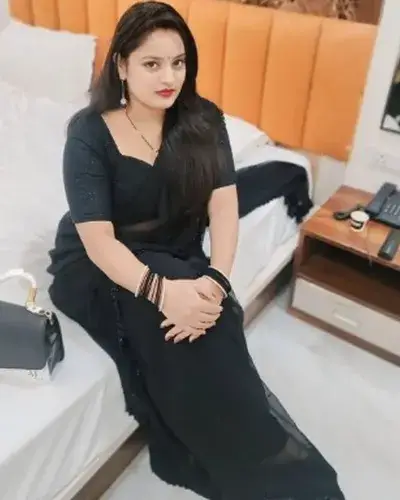Escort Service Tiswadi